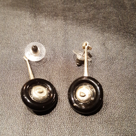 Vintage Guitar Inspired Earrings - Picture 3 of 6